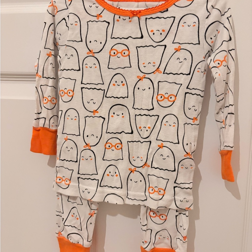 SOLD ❤️ Carters | Halloween Ghosts PJ Set